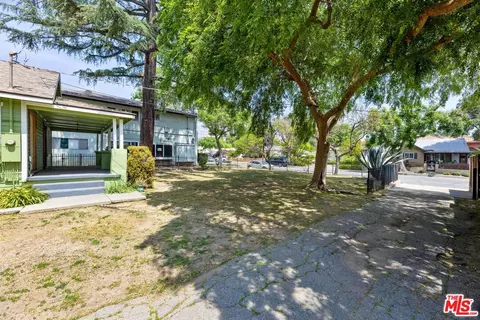 1531 Mentone Ave, Pasadena, CA 91103 photo 43