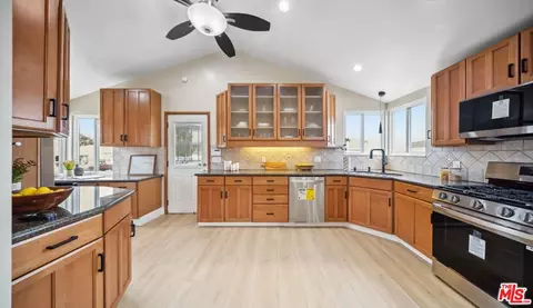 25134 Soto Rd, Hayward, CA 94544 photo 13