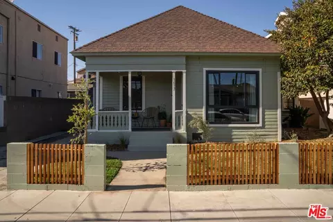 1617 E Florida St, Long Beach, CA 90802