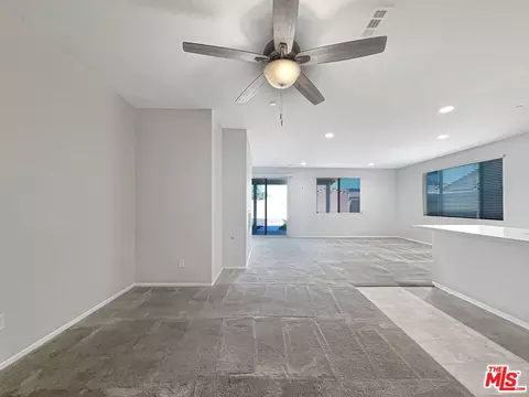 45664 Chama Dr, Lancaster, CA 93535 photo 13