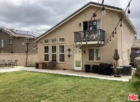Exterior - 2865 Briarpatch Dr, Simi Valley, CA 93065 photo 2 of 13