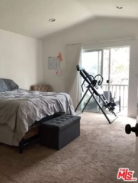 Bedroom - 2865 Briarpatch Dr, Simi Valley, CA 93065 photo 4 of 5