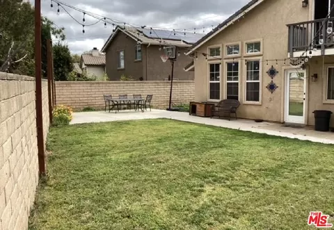 Exterior - 2865 Briarpatch Dr, Simi Valley, CA 93065 photo 8 of 13