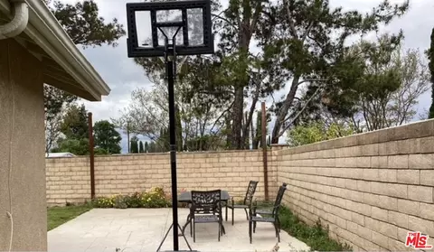 Exterior - 2865 Briarpatch Dr, Simi Valley, CA 93065 photo 6 of 13