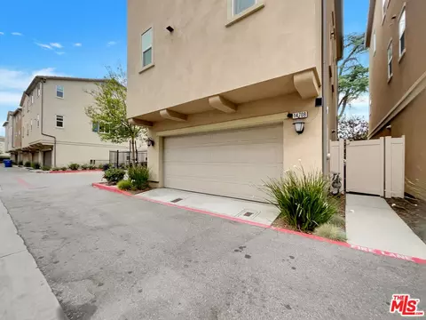 14708 Sherman Way, Van Nuys, CA 91405 photo 30