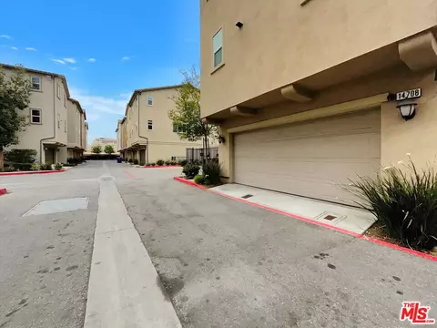 14708 Sherman Way, Van Nuys, CA 91405 photo 31