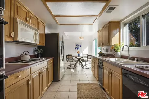 Kitchen - 1534 Margarita Dr, Redlands, CA 92373 photo 1 of 4