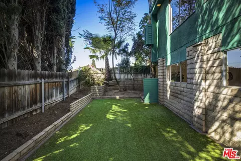 Exterior - 1534 Margarita Dr, Redlands, CA 92373 photo 14 of 23