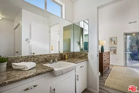 Bath - 1534 Margarita Dr, Redlands, CA 92373 photo 3 of 4