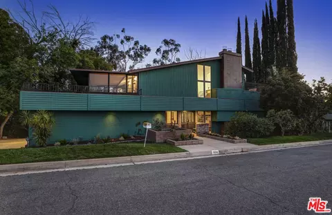 1534 Margarita Dr, Redlands, CA 92373