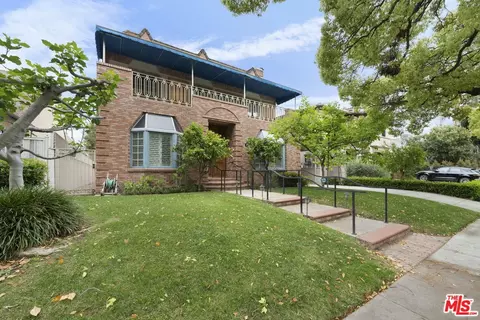 118 N Maple Dr, Beverly Hills, CA 90210