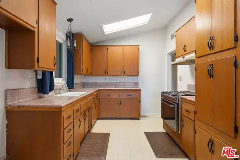8224 Klusman Ave, Rancho Cucamonga, CA 91730 photo 8