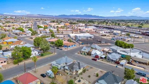 419 Acoma St, Needles, CA 92363 photo 12