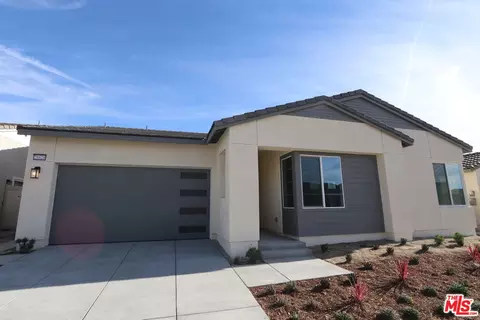 28828 Upland Ct, Santa Clarita, CA 91350