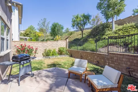 29266 Pilgrim Ct, Valencia, CA 91354 photo 12