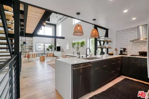 1335 N Fuller Ave, Los Angeles, CA 90046