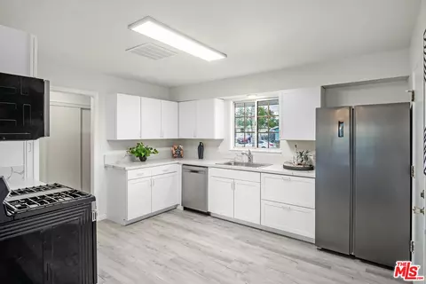 3 S Ash St, Redlands, CA 92373 photo 13