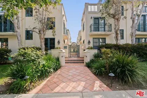 1114 Princeton St #2, Santa Monica, CA 90403