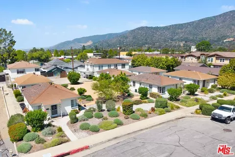 121 N Wabash Ave, Glendora, CA 91741