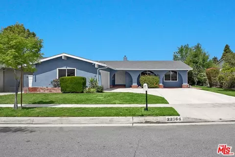 22366 Barbacoa Dr, Santa Clarita, CA 91350