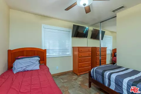 6956 Bertrand Ave, Reseda, CA 91335 photo 20