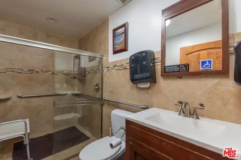 6956 Bertrand Ave, Reseda, CA 91335 photo 9