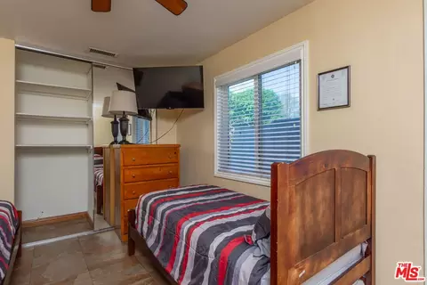 6956 Bertrand Ave, Reseda, CA 91335 photo 22