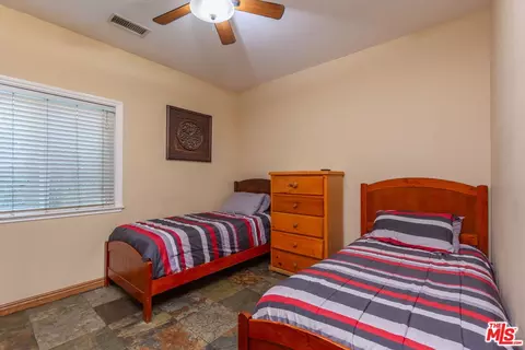 6957 Enfield Ave, Reseda, CA 91335 photo 19