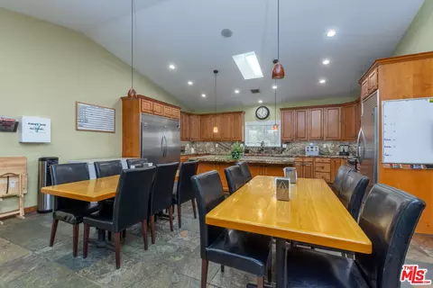 6957 Enfield Ave, Reseda, CA 91335 photo 8