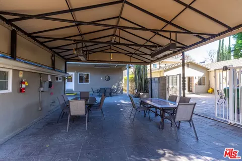 6957 Enfield Ave, Reseda, CA 91335 photo 17