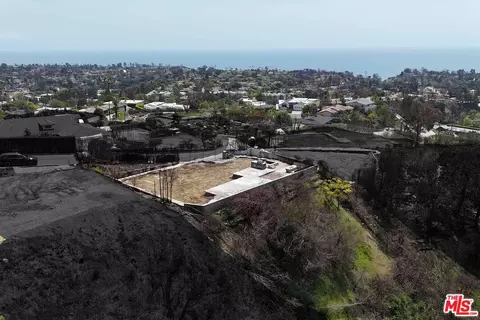 16021 Anoka Dr, Pacific Palisades, CA 90272
