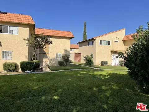 Exterior - 43608 Stanridge Ave, Lancaster, CA 93535 photo 3 of 4