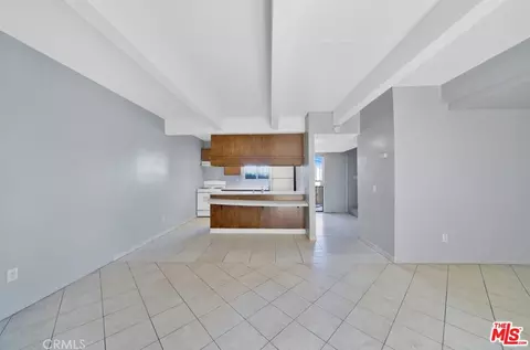 Living - 43643 Stanridge Ave, Lancaster, CA 93535 photo 2 of 2