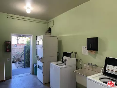 1901 Peyton Ave #R, Burbank, CA 91504 photo 6
