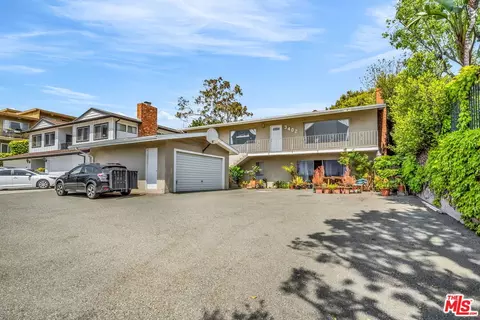 3402 S Centinela Ave, Los Angeles, CA 90066