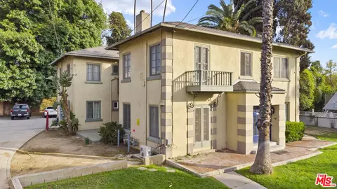 4562 Orange St, Riverside, CA 92501 photo 2