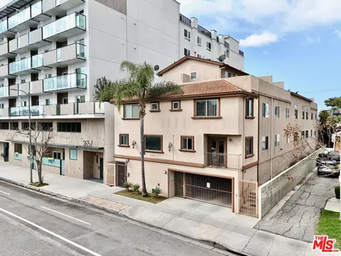 3655 Motor Ave, Los Angeles, CA 90034