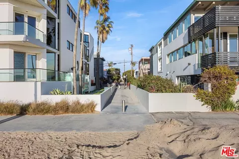 Other - 30 24th Ave, Venice, CA 90291 photo 1 of 8