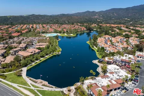 5 Via Confianza, Rancho Santa Margarita, CA 92688
