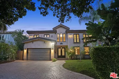 11566 Morrison St, Valley Village, CA 91601