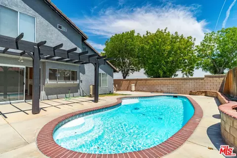 2352 E Kildare St, Lancaster, CA 93535 photo 27