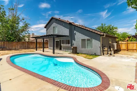2352 E Kildare St, Lancaster, CA 93535 photo 30