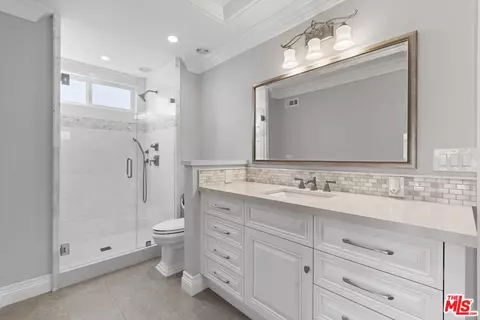 Bath - 222 Calle Descanso, Walnut, CA 91789 photo 1 of 2