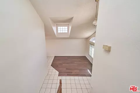 Entry Way - 647 E Avenue J10, Lancaster, CA 93535 photo 4 of 4