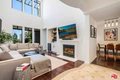 5625 Crescent Park W #322, Playa Vista, CA 90094