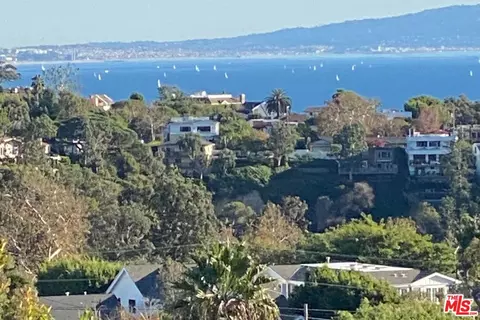 16632 Linda Ter, Pacific Palisades, CA 90272