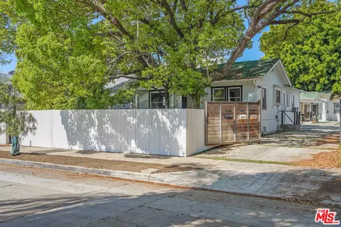 1325 N June St, Los Angeles, CA 90028