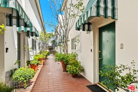 1745 Selby Ave #15, Los Angeles, CA 90024