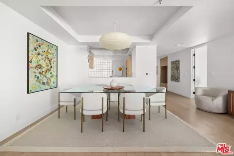 2122 Century Park Ln #109, Los Angeles, CA 90067