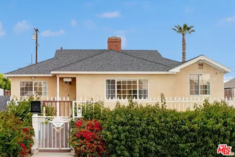 6230 Peach Ave, Van Nuys, CA 91411